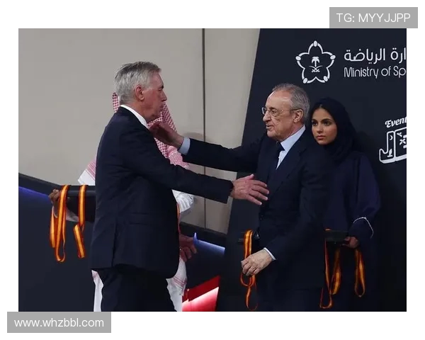 安切洛蒂与罗纳尔多共度狂欢节里约热内卢的精彩瞬间